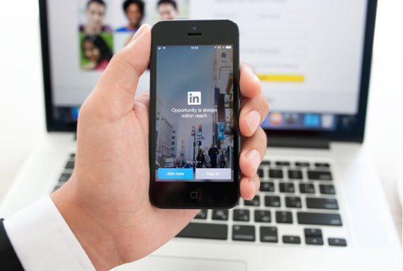 Élargir son réseau grâce à LinkedIn Élargir son réseau grâce à LinkedIn